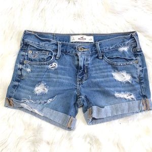 Hollister distressed denim shorts Size 26